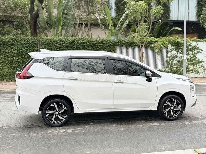 Mitsubishi Xpander 2023 AT Premium - 80000 km