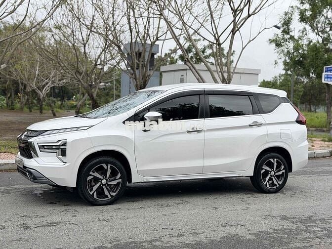 Mitsubishi Xpander 2023 AT Premium - 80000 km