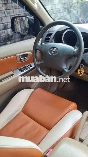 Fortuner Dầu số sàn 2011