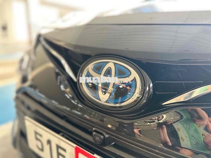 Toyota Camry Hybrid 2023 Đen 24.000 km