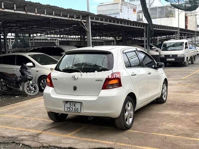 YARIS 1.3 2007 XE CHUẨN 13 vạn rất đẹp