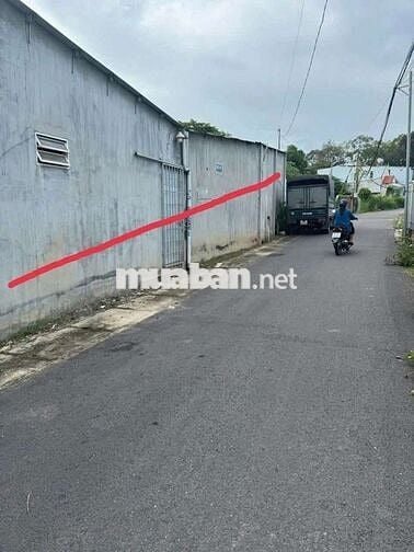 Nhà hẻm xe tải, sổ đỏ chính chủ , dt 107m, vị trí đẹp