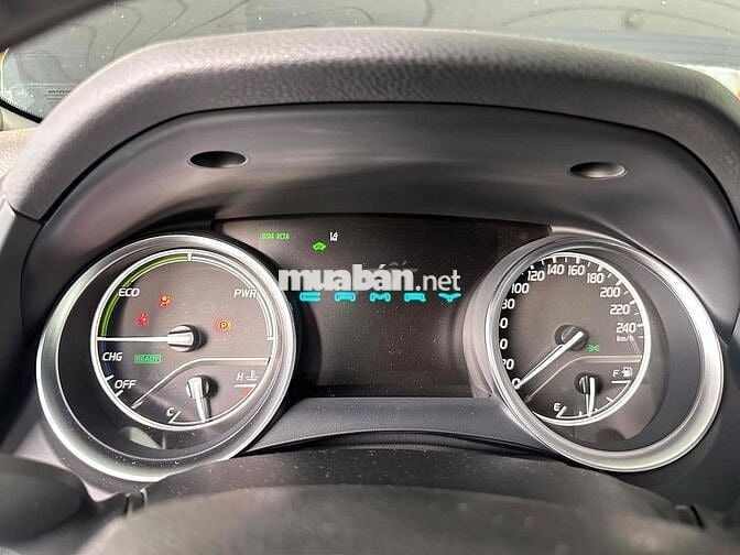 Toyota Camry Hybrid 2023 Đen 24.000 km