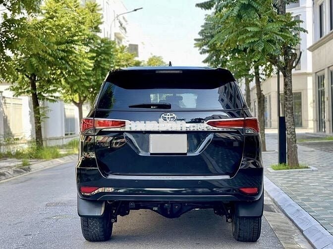 Bán Toyota Fortuner 2019 2.4G 4x2 AT