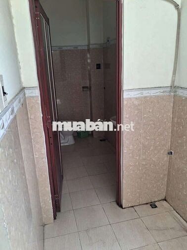 Cho thuê nhà 100M gần siêu thị Go và Trung tâm hành chính Dĩ An