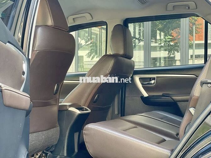 Bán Toyota Fortuner 2019 2.4G 4x2 AT