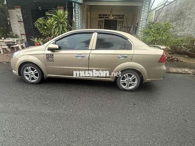 Chevelet aveo 2016 tự động