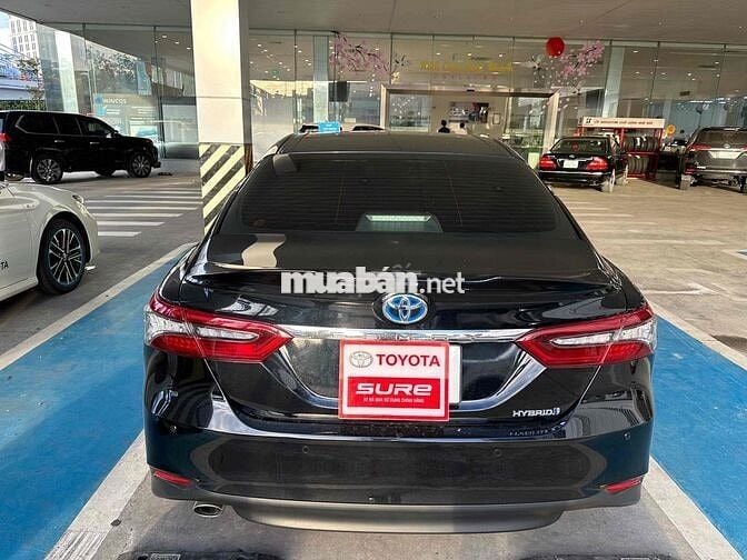 Toyota Camry Hybrid 2023 Đen 24.000 km