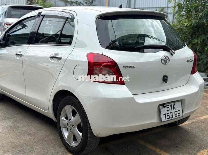 YARIS 1.3 2007 XE CHUẨN 13 vạn rất đẹp