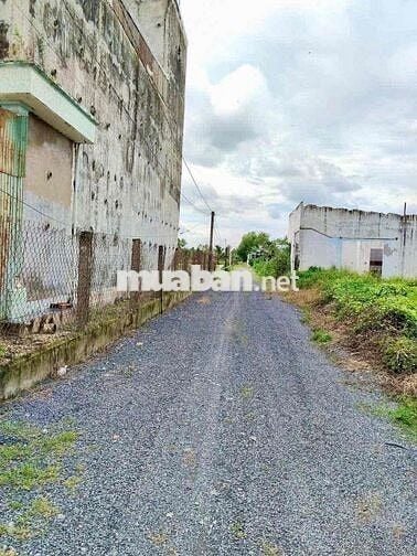 Chủ gửi 10 lô bán 8 lô còn 2 lô cuối đất Sát cv Võ Văn Tần chỉ 4tr6m2