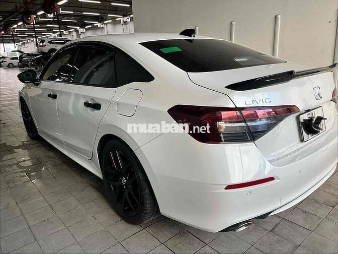 HONDA CIVIC RS 2024 - Xe Lướt : 10.100km - CTY XHD