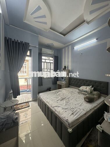 NHÀ 3 TẦNG, 4PN, CÁCH 2 CĂN RA MT ĐƯỜNG, CAO RÁO KHÔNG NGẬP NƯỚC