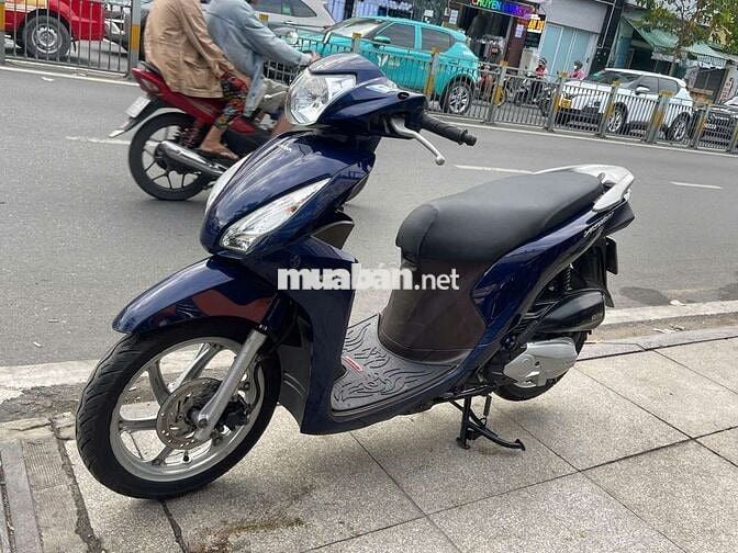 Honda vision 2018 mới 90% Bstp chính chủ