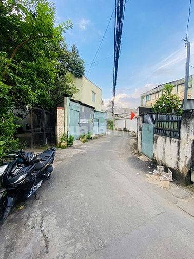 Bán nhà C4 hẻm xe hơi ngay đường số 4, Trường Thọ. DT 79.8m2, giá TL