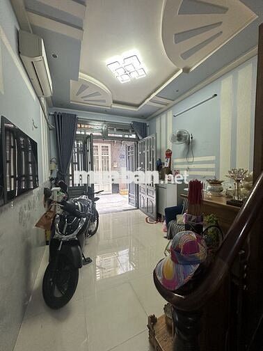 NHÀ 3 TẦNG, 4PN, CÁCH 2 CĂN RA MT ĐƯỜNG, CAO RÁO KHÔNG NGẬP NƯỚC