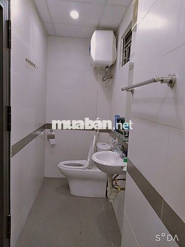 Cơ hội 27,3 tỷ có nhà mặt phố PhạmVăn Đồng thang máy 46m2x6Tkinh doanh