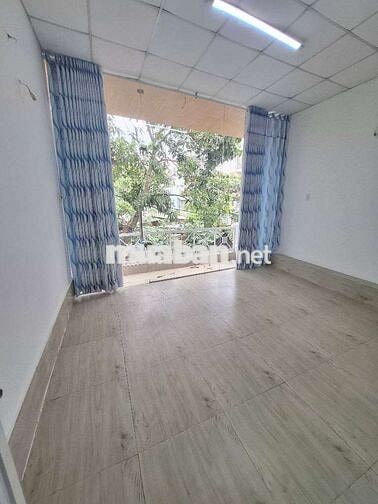 NHÀ 2TẦNG HẺM XE HƠI SÁT CHỢ THẠCH ĐÀ PHẠM VĂN CHIÊU 4,3x15,5*CÓ 6T TL