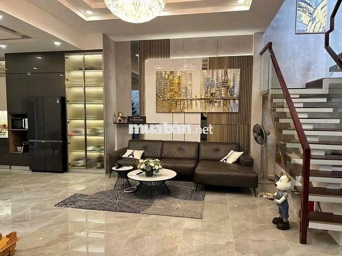 Cần cho thuê Biệt Thự MT 39B Đường số 23 P.10 Q.6.