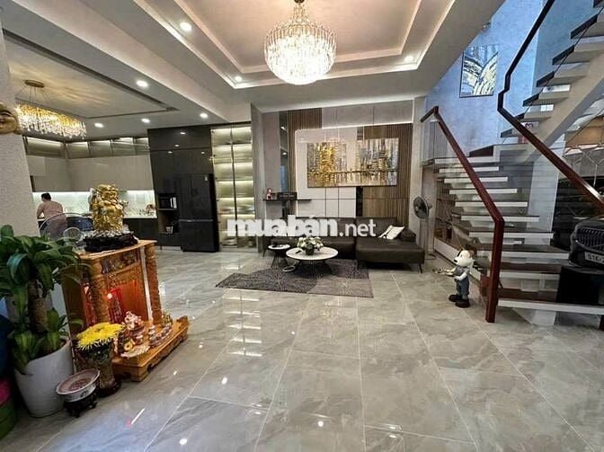 Cần cho thuê Biệt Thự MT 39B Đường số 23 P.10 Q.6.