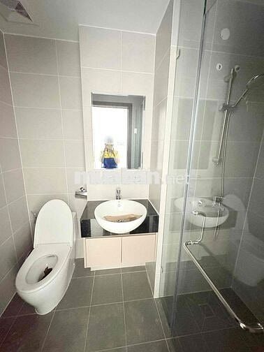 Cho Thuê Căn 1Pn sẵn máy lạnh, nhà mới miễn phí tiền thuê tháng đầu