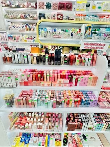 📢 CẦN TUYỂN 20 NAM/NỮ ĐÓNG GÓI QUÀ TẾT - LƯƠNG TUẦN 