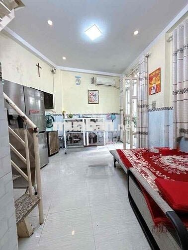 997 Trần Xuân Soạn , trệt lầu, 2PN, 2WC,