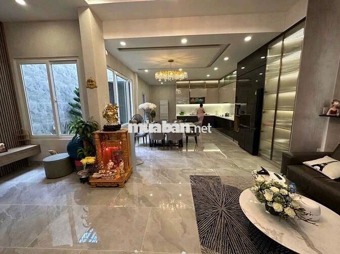 Cần cho thuê Biệt Thự MT 39B Đường số 23 P.10 Q.6.