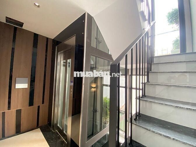 13TỶ8 NHÀ ĐẸP 6 TẦNG THANG MÁY, NGAY GẦN TRƯỜNG CHINH, BÁCH KINH XÂY