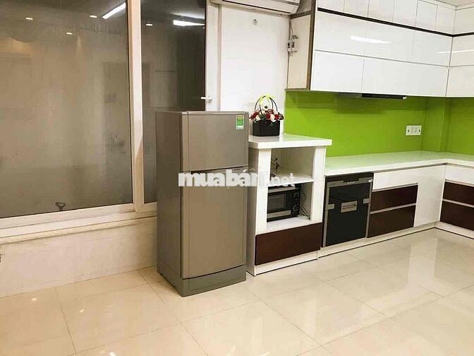 Phòng trọ 25m2 đường bùi văn thêm phú nhuận