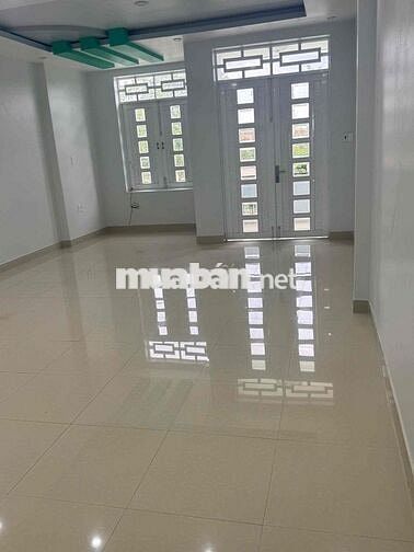 CHÍNH CHỦ CHO THUÊ NHÀ MẶT TIỀN ĐƯỜNG ĐÀO CỬ NGAY THỊ TRẤN CẦN THẠNH