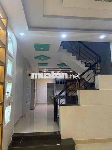 CHÍNH CHỦ CHO THUÊ NHÀ MẶT TIỀN ĐƯỜNG ĐÀO CỬ NGAY THỊ TRẤN CẦN THẠNH