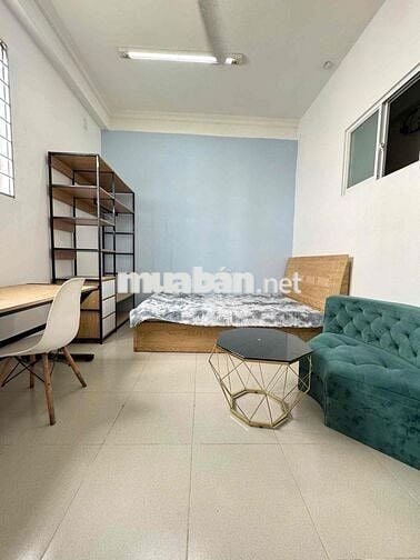 🔥STUDIO CỬA SỔ TRỜI GIÁ RẺ ĐẦY ĐỦ NỘI THẤT NGAY KHU SÂN BAY