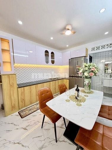 BÁN NHÀ ĐẸP P15, TÂN BÌNH. SÁT ĐƯỜNG OTO TO, GẦN PHẠM VĂN BẠCH