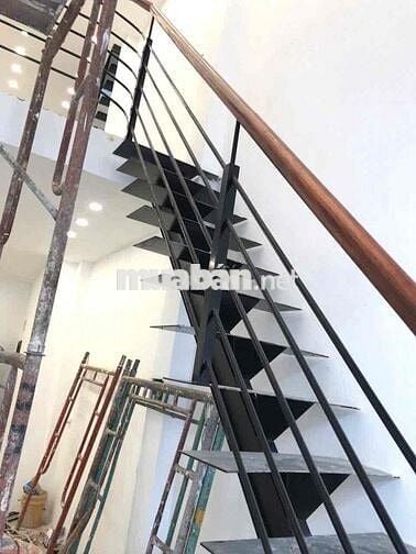 CHO THUÊ NHÀ TRỆT,LẦU SUỐT ĐƯỜNG TRẦN QUANG DIỆU,QUẬN 3