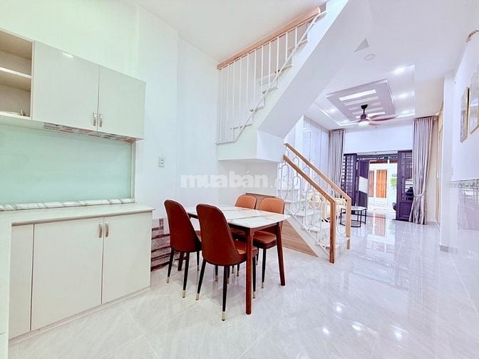 BÁN NHÀ ĐẸP P15, TÂN BÌNH. SÁT ĐƯỜNG OTO TO, GẦN PHẠM VĂN BẠCH