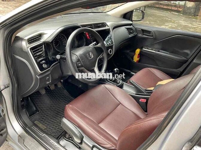 Honda City 2017, Số sàn , 88.000 km , Màu Bạc