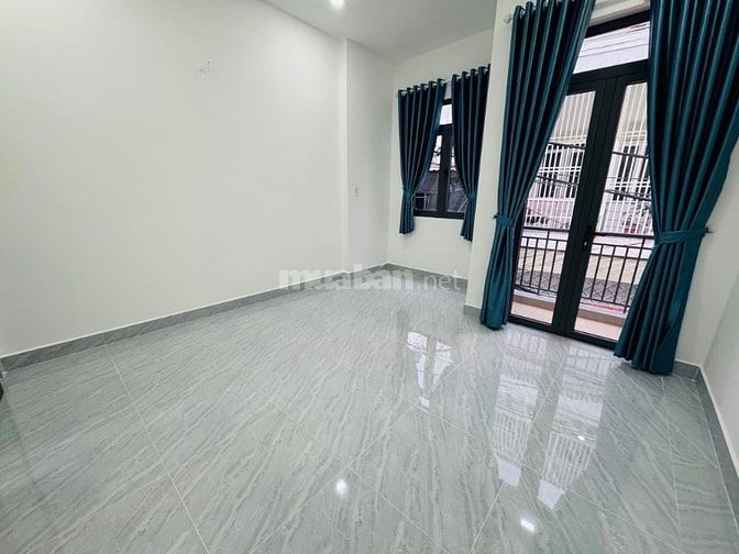 BÁN NHÀ ĐẸP P15, TÂN BÌNH. SÁT ĐƯỜNG OTO TO, GẦN PHẠM VĂN BẠCH