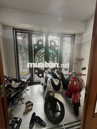 BÁN NHÀ 1/ HXH, SHR VUÔNG ĐẸP (4.2M×18M) XÂY KIÊN CỐ 5TẦNG CÓ GARA ÔTÔ