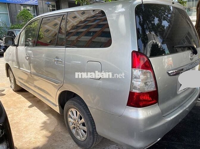 Toyota Innova 2012 Số sàn Bạc