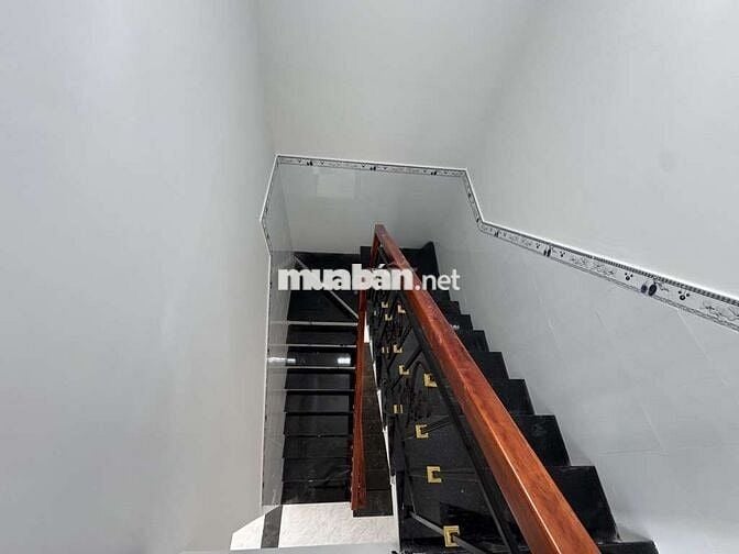 Đường xe tải, Nguyễn Sơn VIP Tân Phú, Nhà đẹp 3 tầng 4x16