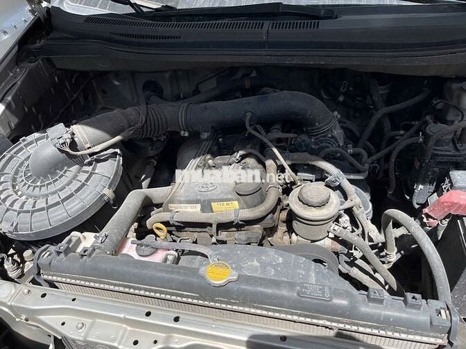 Toyota Innova 2012 Số sàn Bạc