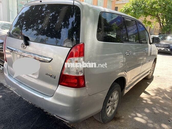 Toyota Innova 2012 Số sàn Bạc