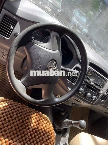 Toyota Innova 2012 Số sàn Bạc