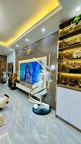 Bán Toà 8 Tầng Thang Máy Vip Plo Nguyên Hồng Dt88m MT8,8m đg hè oto .