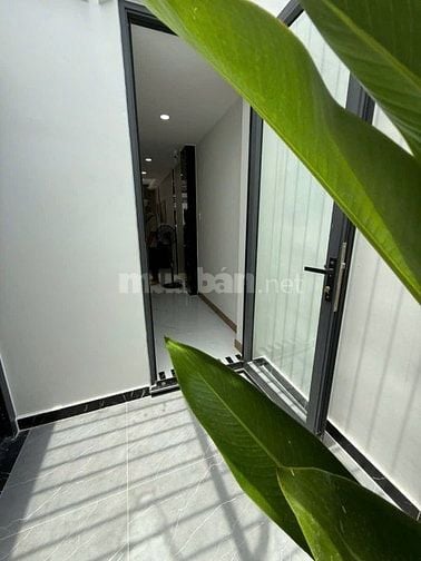 Bán nhà hẻm 3,5m đường Quang Trung, P.8, 3,7 x 12, 4 tầng giá 5.15 tỷ 