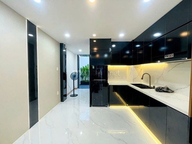 Bán nhà hẻm 3,5m đường Quang Trung, P.8, 3,7 x 12, 4 tầng giá 5.15 tỷ 