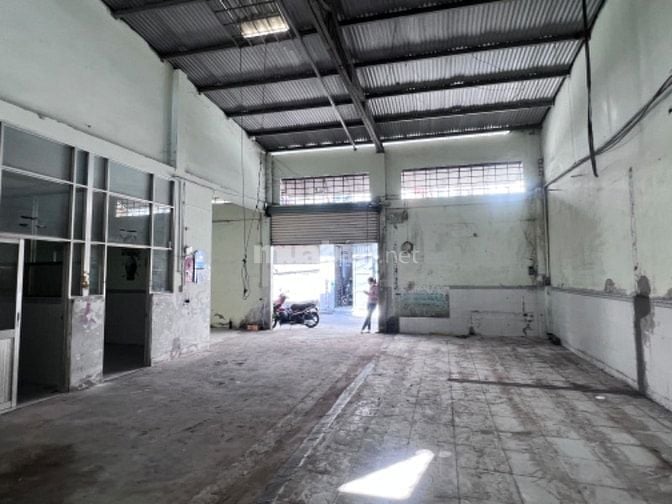 Cho thuê Xưởng đường Tân Hương . 12x13m 