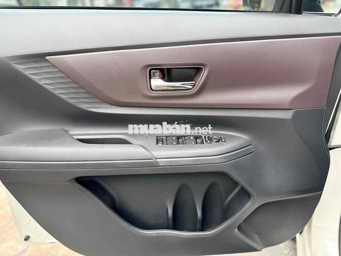 Toyota Avanza Premio 2024 MT - 52000 km