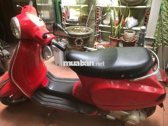 Piaggio Vespa LX 150 Đỏ