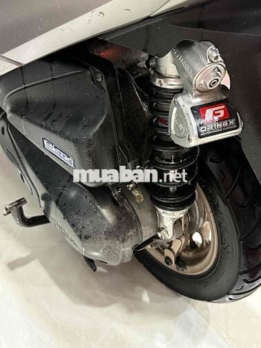 cần bán e Lead 125 4 van…